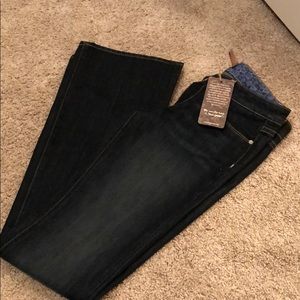 New NWT Paige denim 26 low waist boot cut